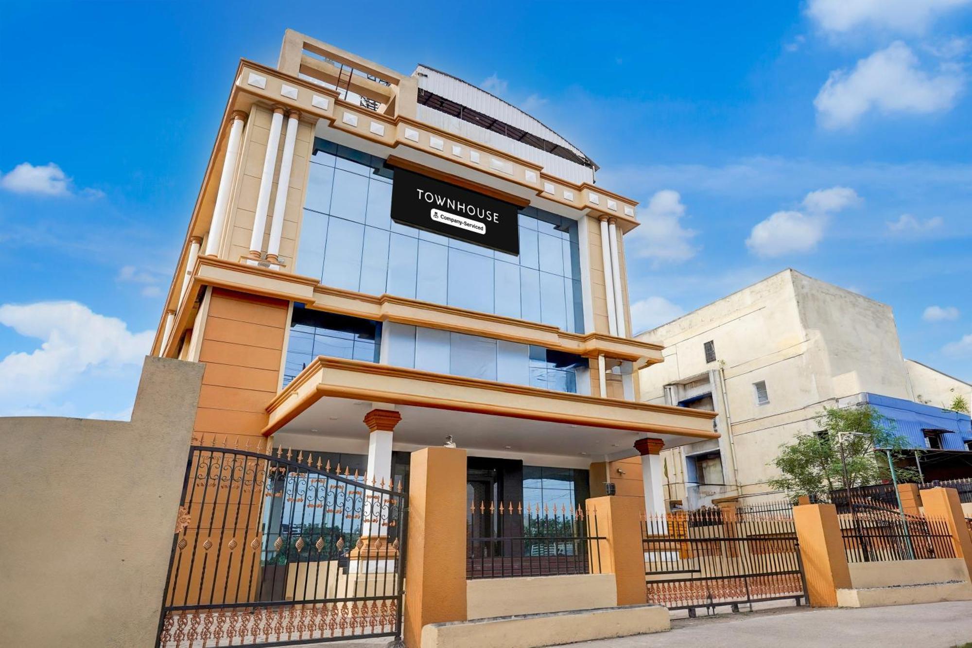 מלון צ'נאי Super Townhouse Koyambedu מראה חיצוני תמונה