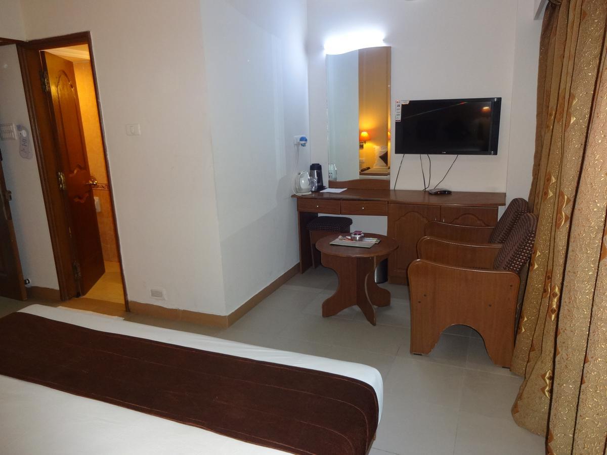 מלון צ'נאי Super Townhouse Koyambedu מראה חיצוני תמונה