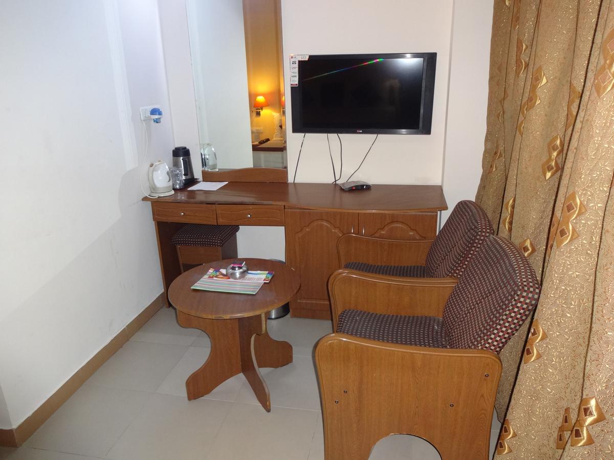 מלון צ'נאי Super Townhouse Koyambedu מראה חיצוני תמונה