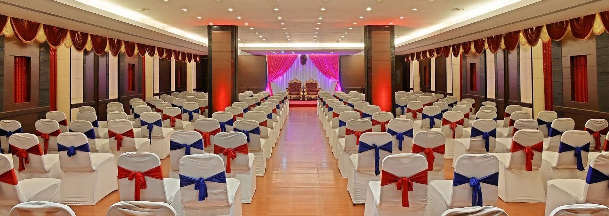מלון צ'נאי Super Townhouse Koyambedu מראה חיצוני תמונה