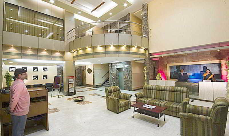 מלון צ'נאי Super Townhouse Koyambedu מראה חיצוני תמונה